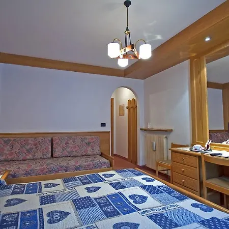 Hotel De Fronz Soraga Room photo